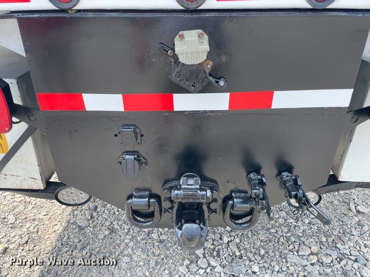 image for item KK9634 2012 Freightliner 114SD  crane truck