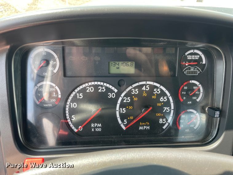 image for item KK9634 2012 Freightliner 114SD  crane truck