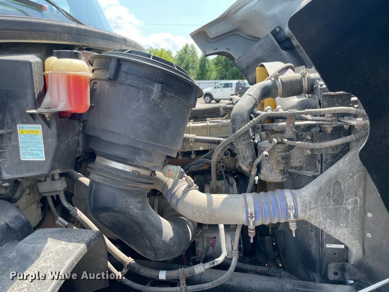 image for item KK9634 2012 Freightliner 114SD  crane truck