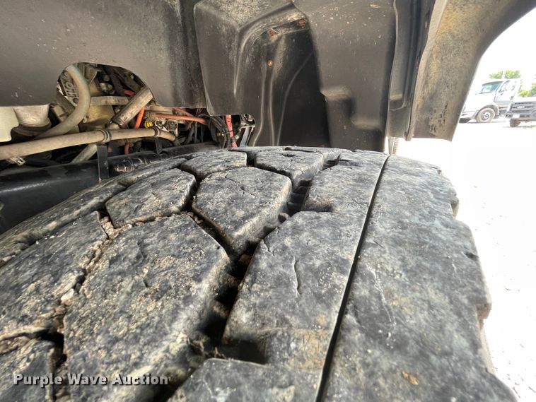 image for item KK9634 2012 Freightliner 114SD  crane truck