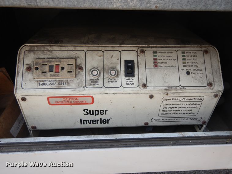 image for item KU9396 2001 Chevrolet Silverado 3500HD  bucket truck