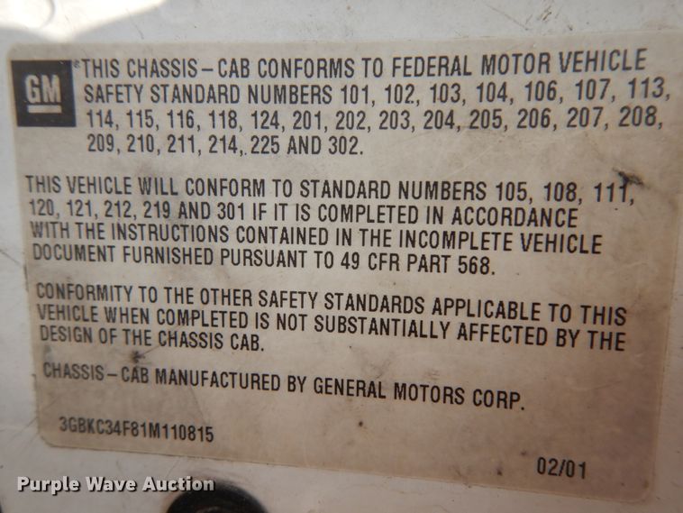 image for item KU9396 2001 Chevrolet Silverado 3500HD  bucket truck