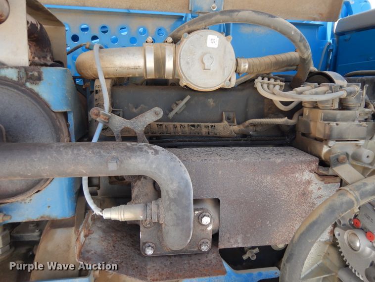 image for item KU9398 2005 Genie S65  boom lift