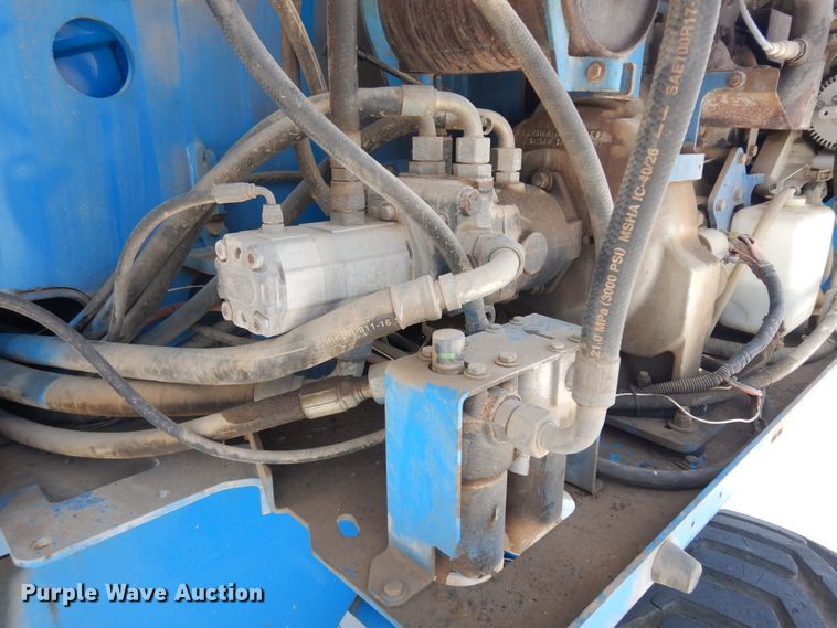 image for item KU9398 2005 Genie S65  boom lift