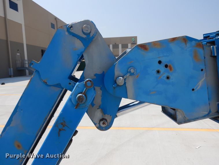 image for item KU9398 2005 Genie S65  boom lift
