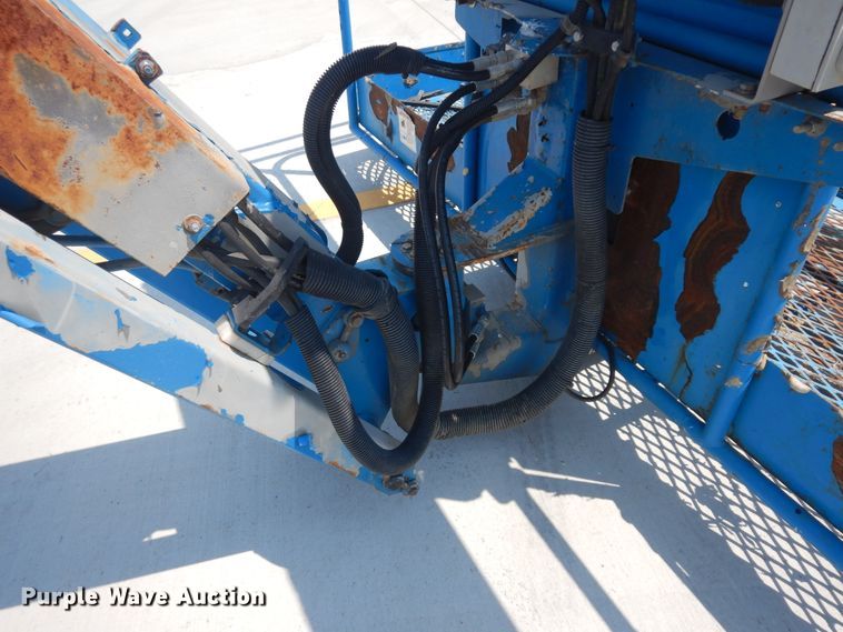 image for item KU9398 2005 Genie S65  boom lift