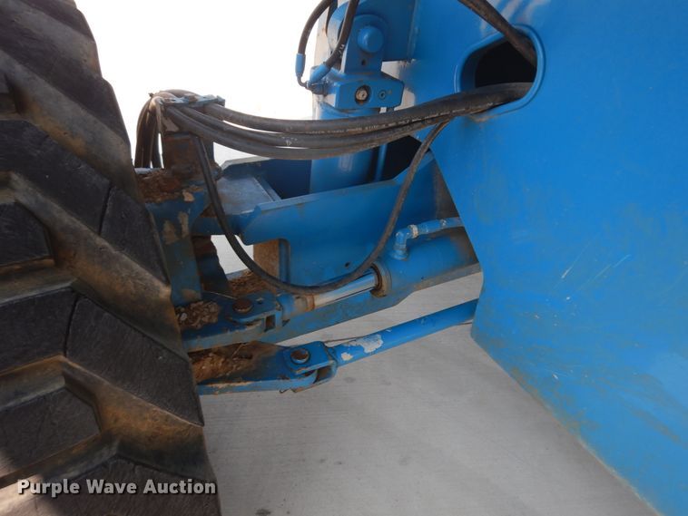 image for item KU9398 2005 Genie S65  boom lift