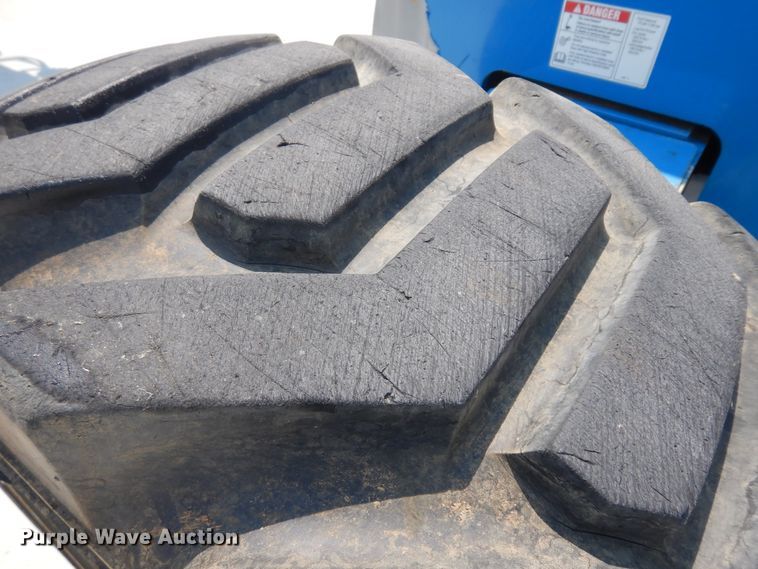 image for item KU9398 2005 Genie S65  boom lift