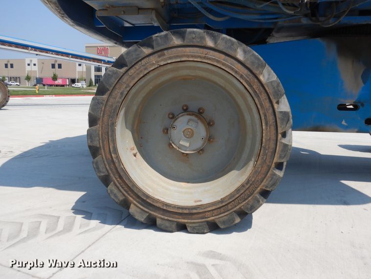 image for item KU9398 2005 Genie S65  boom lift