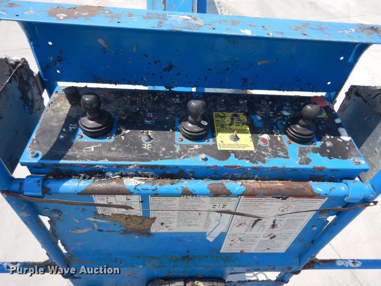 image for item KU9399 2008 Genie S85  boom lift