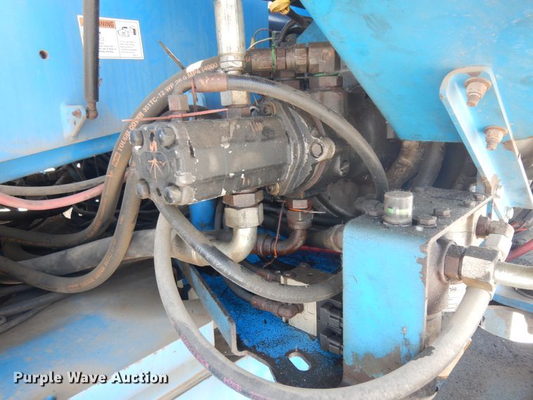 image for item KU9399 2008 Genie S85  boom lift