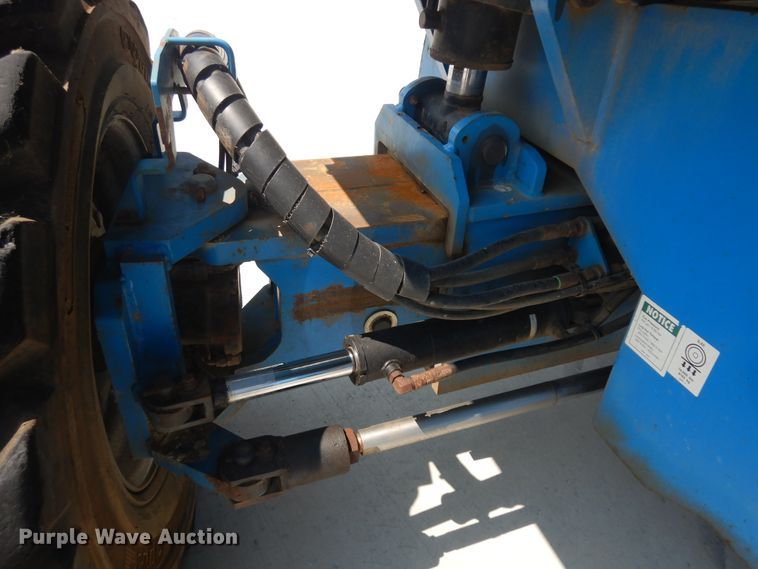 image for item KU9399 2008 Genie S85  boom lift