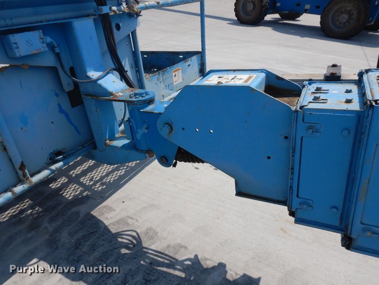 image for item KU9400 2006 Genie S80  boom lift
