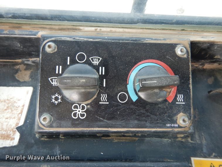 image for item KU9421 2001 Caterpillar 963C  track loader