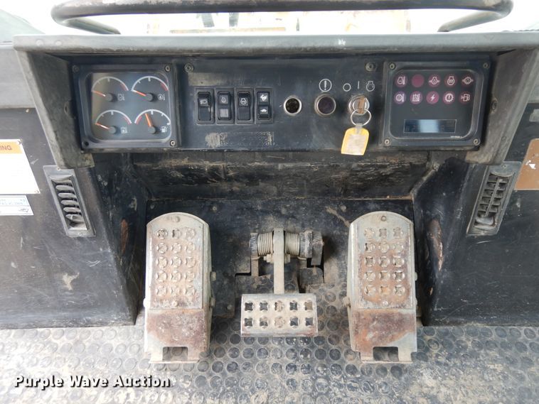 image for item KU9421 2001 Caterpillar 963C  track loader