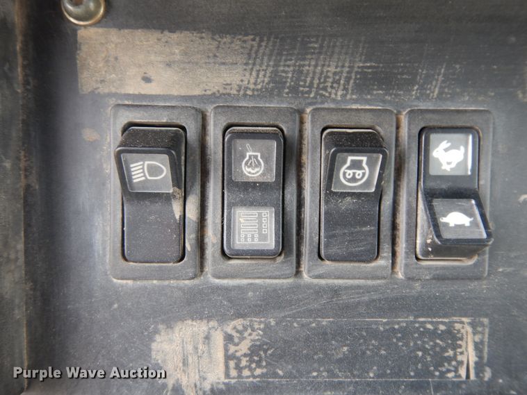 image for item KU9421 2001 Caterpillar 963C  track loader