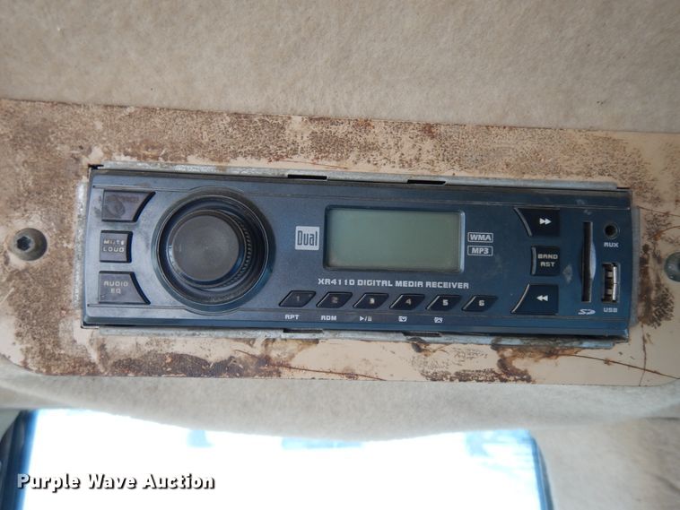 image for item KU9421 2001 Caterpillar 963C  track loader