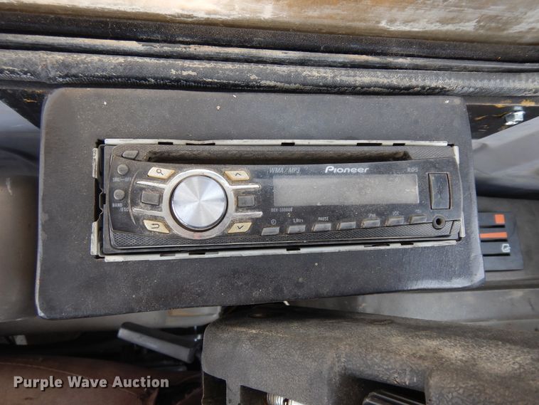 image for item KU9422 1997 John Deere 892E  excavator