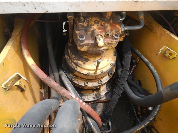 image for item KU9422 1997 John Deere 892E  excavator