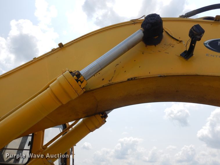 image for item KU9422 1997 John Deere 892E  excavator