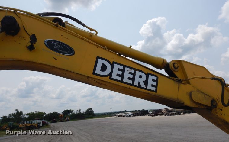 image for item KU9422 1997 John Deere 892E  excavator