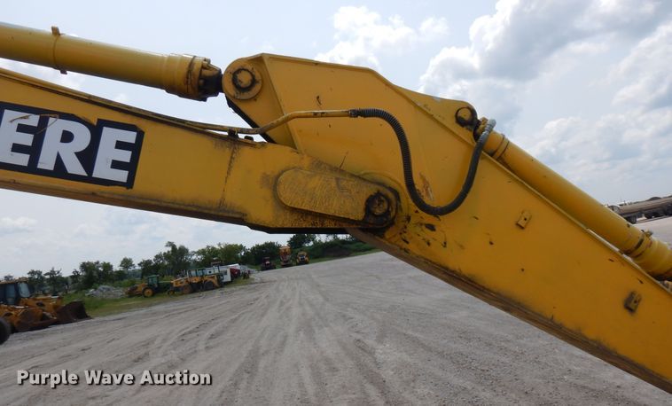 image for item KU9422 1997 John Deere 892E  excavator