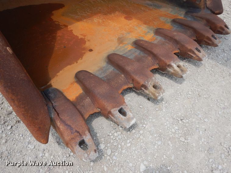 image for item KU9422 1997 John Deere 892E  excavator