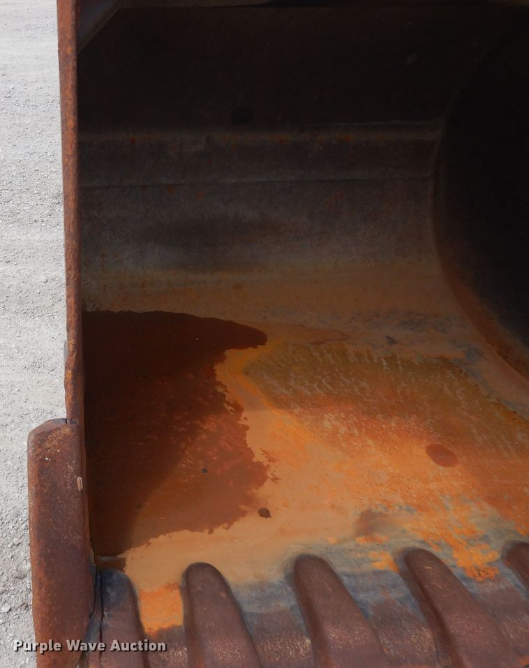 image for item KU9422 1997 John Deere 892E  excavator