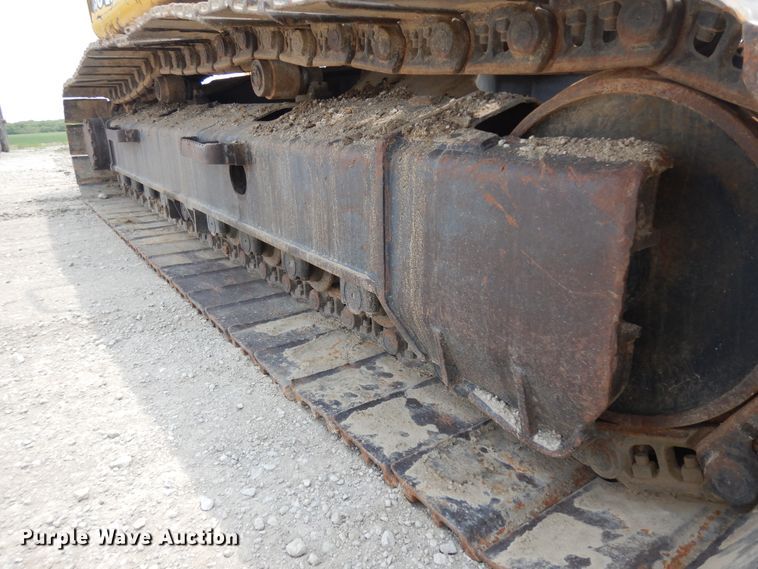 image for item KU9422 1997 John Deere 892E  excavator