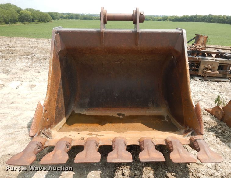image for item KU9425 Esco  76" W excavator bucket