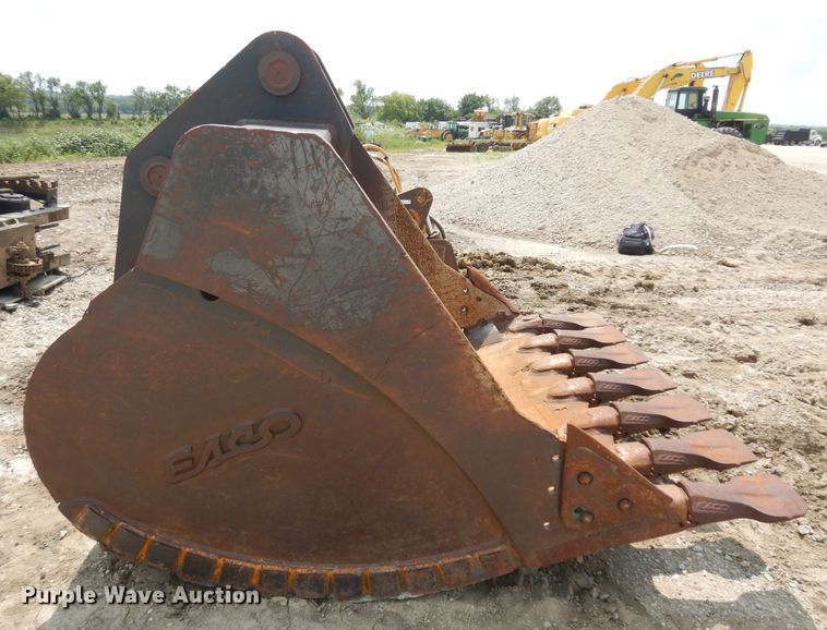 image for item KU9425 Esco  76" W excavator bucket