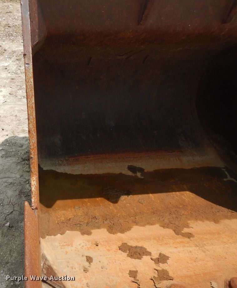 image for item KU9425 Esco  76" W excavator bucket