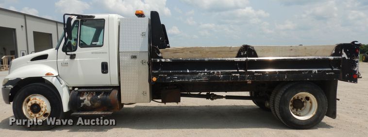 image for item KU9430 2006 International 4300  dump truck
