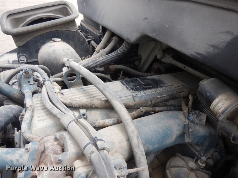 image for item KU9430 2006 International 4300  dump truck