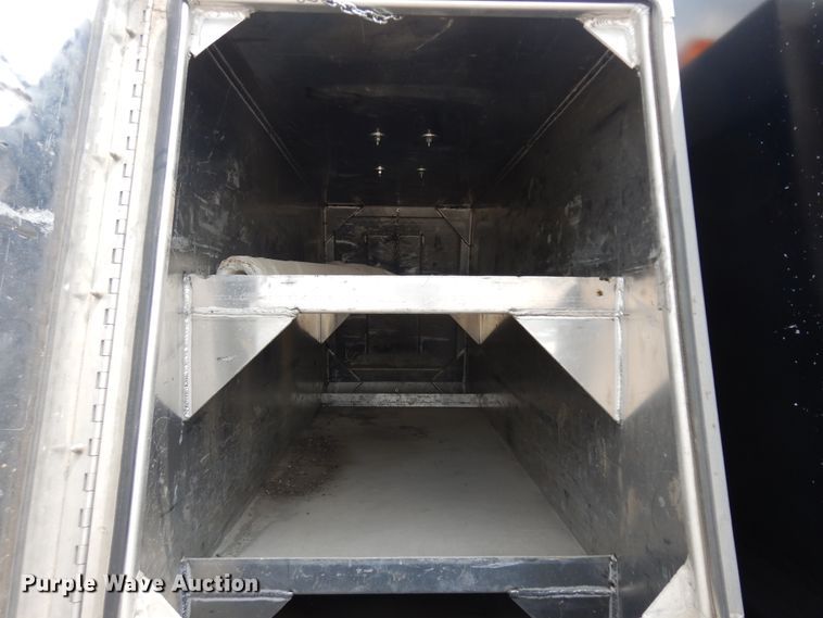 image for item KU9430 2006 International 4300  dump truck