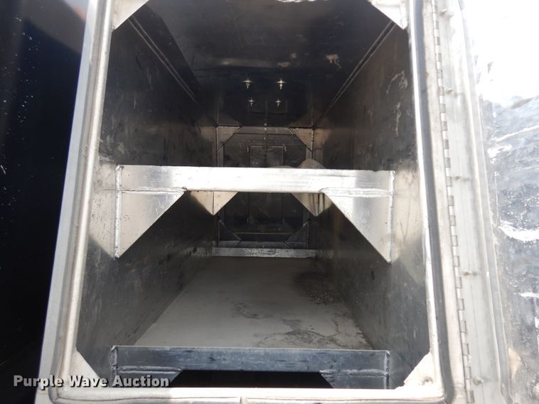 image for item KU9430 2006 International 4300  dump truck