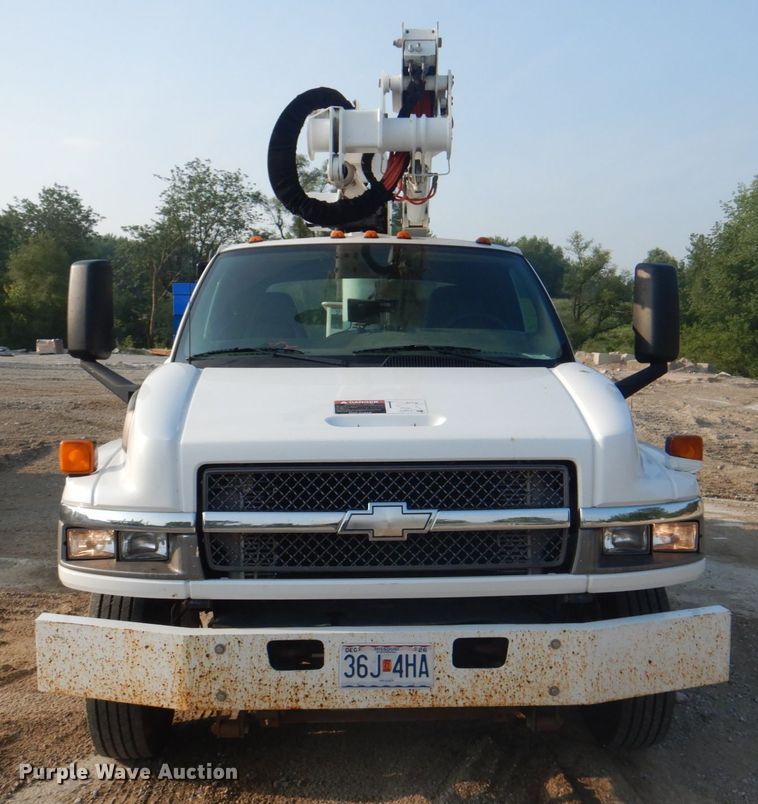 image for item KW9891 2009 Chevrolet C5500  bucket truck