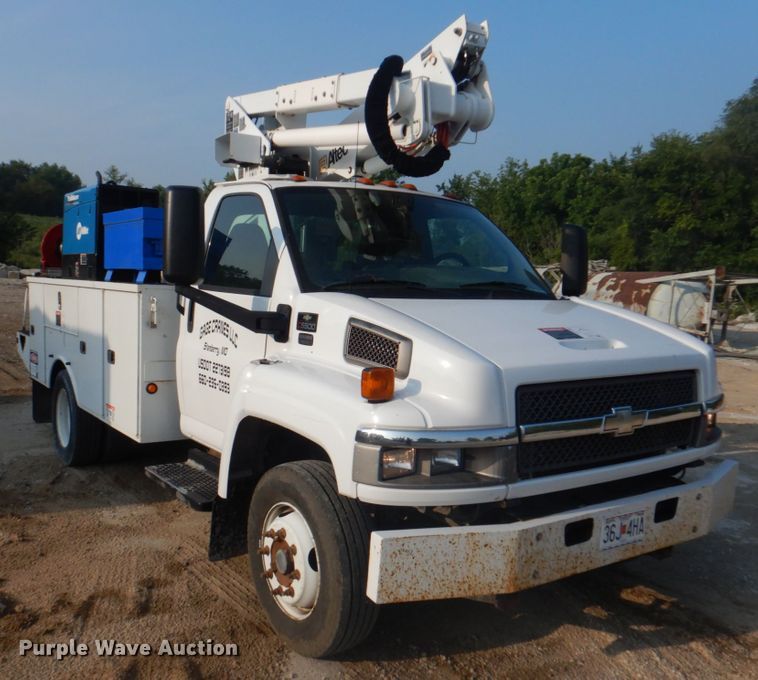 image for item KW9891 2009 Chevrolet C5500  bucket truck