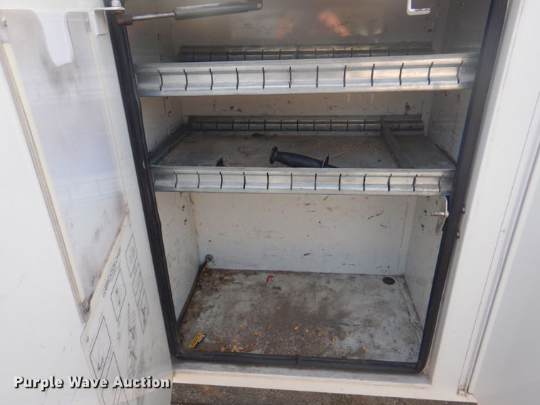 image for item KW9891 2009 Chevrolet C5500  bucket truck