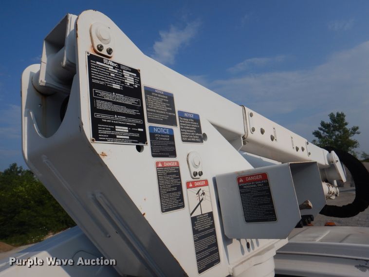 image for item KW9891 2009 Chevrolet C5500  bucket truck