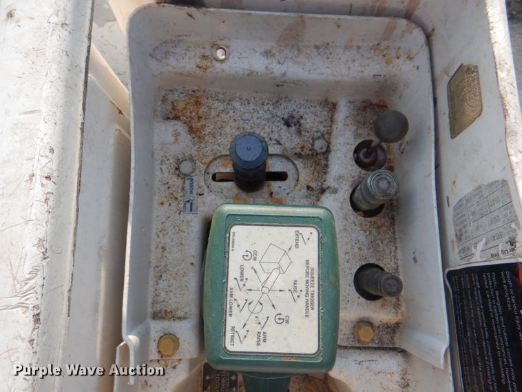 image for item KW9891 2009 Chevrolet C5500  bucket truck