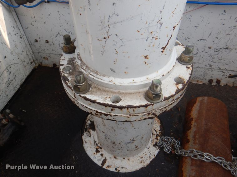 image for item KW9891 2009 Chevrolet C5500  bucket truck