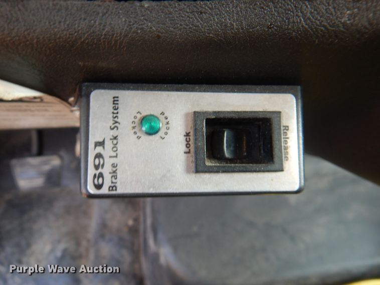 image for item KW9891 2009 Chevrolet C5500  bucket truck