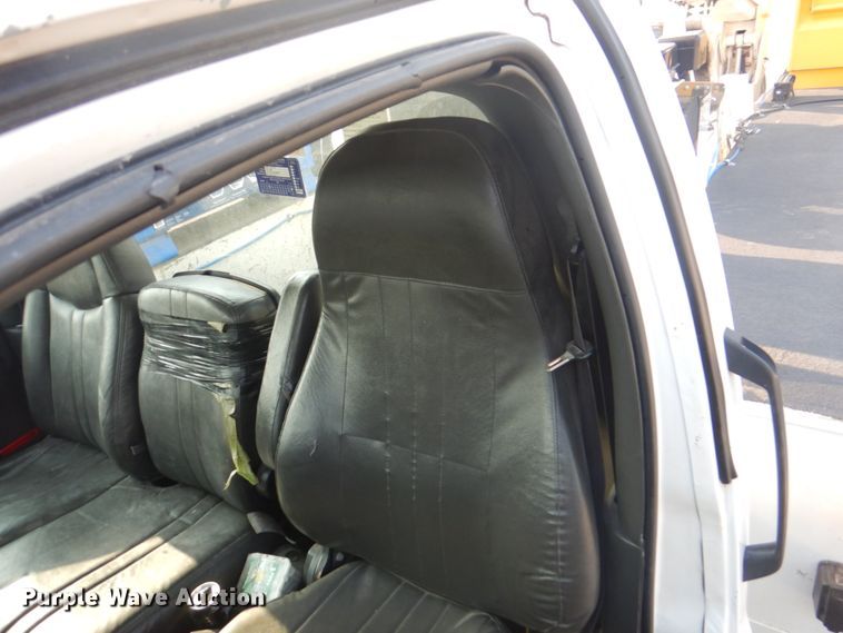 image for item KW9891 2009 Chevrolet C5500  bucket truck