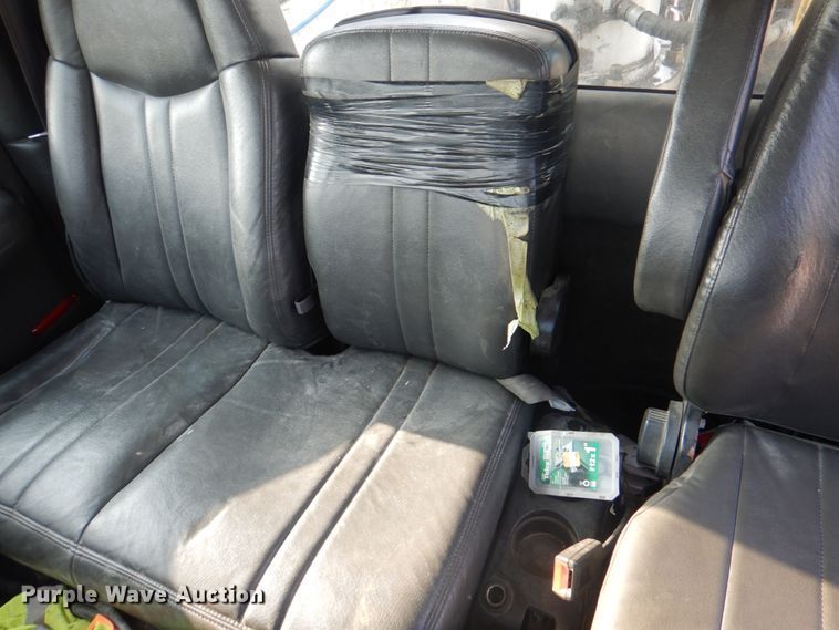 image for item KW9891 2009 Chevrolet C5500  bucket truck