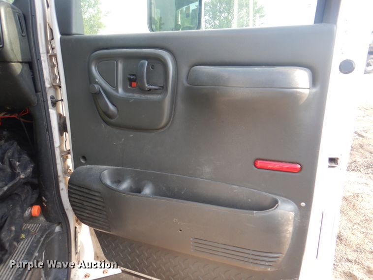 image for item KW9891 2009 Chevrolet C5500  bucket truck