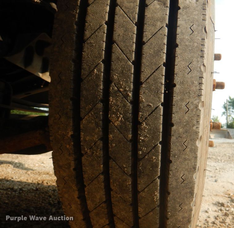 image for item KW9891 2009 Chevrolet C5500  bucket truck