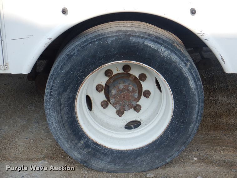 image for item KW9891 2009 Chevrolet C5500  bucket truck