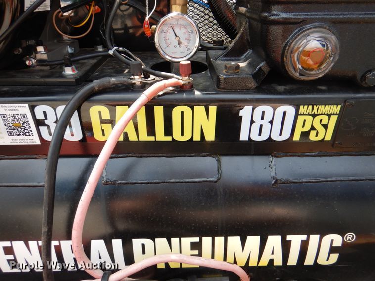 image for item KW9891 2009 Chevrolet C5500  bucket truck