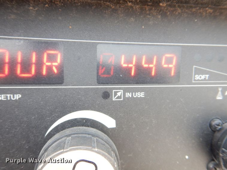 image for item KW9891 2009 Chevrolet C5500  bucket truck